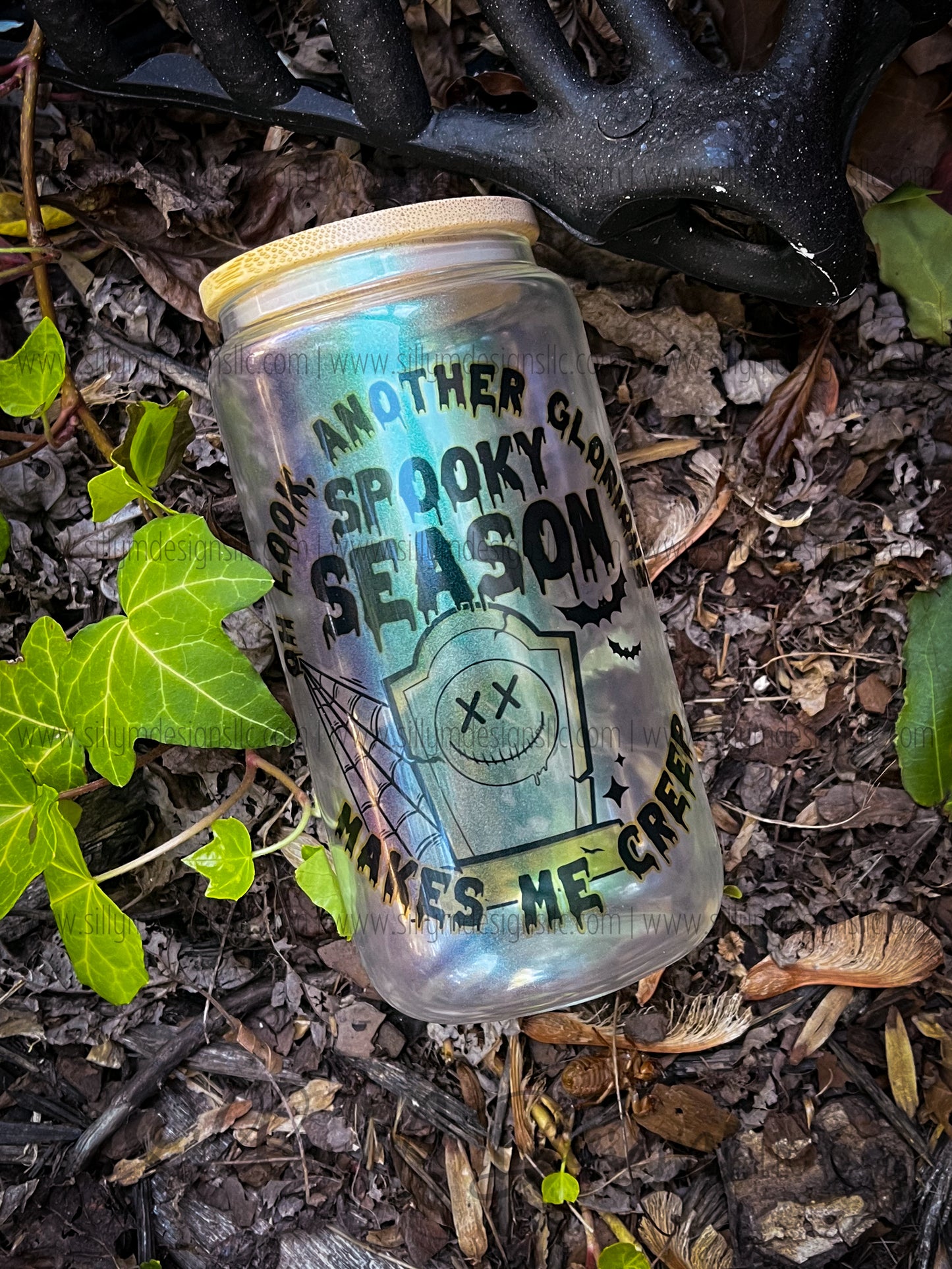 Spooky Season Green Shimmer Glass | 16 ounces, Bamboo Lid, Straw