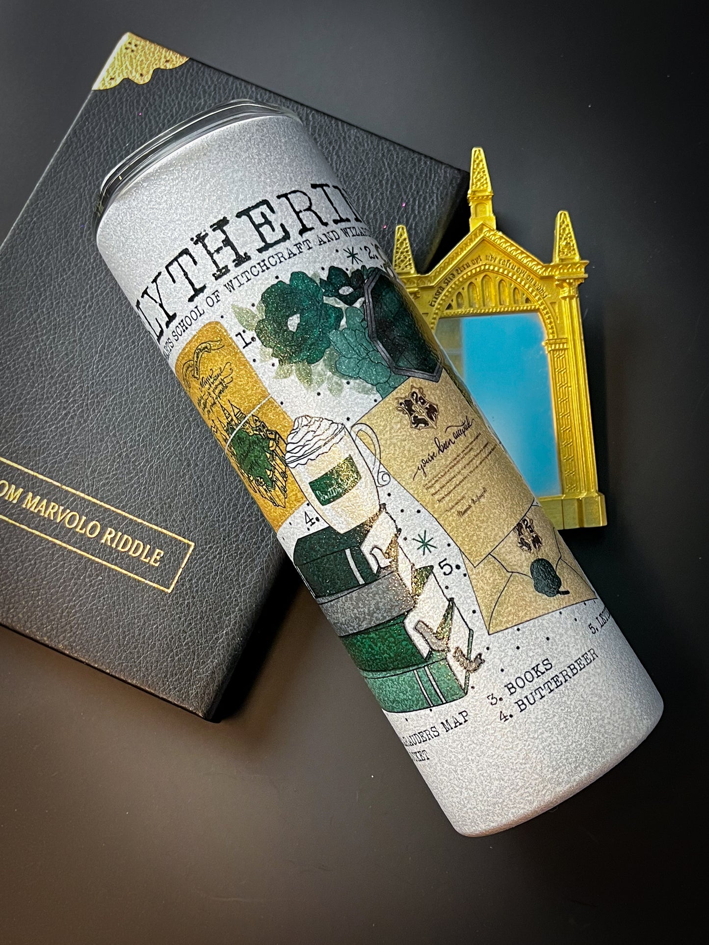 Slyther. House Glitter 20oz Tumbler