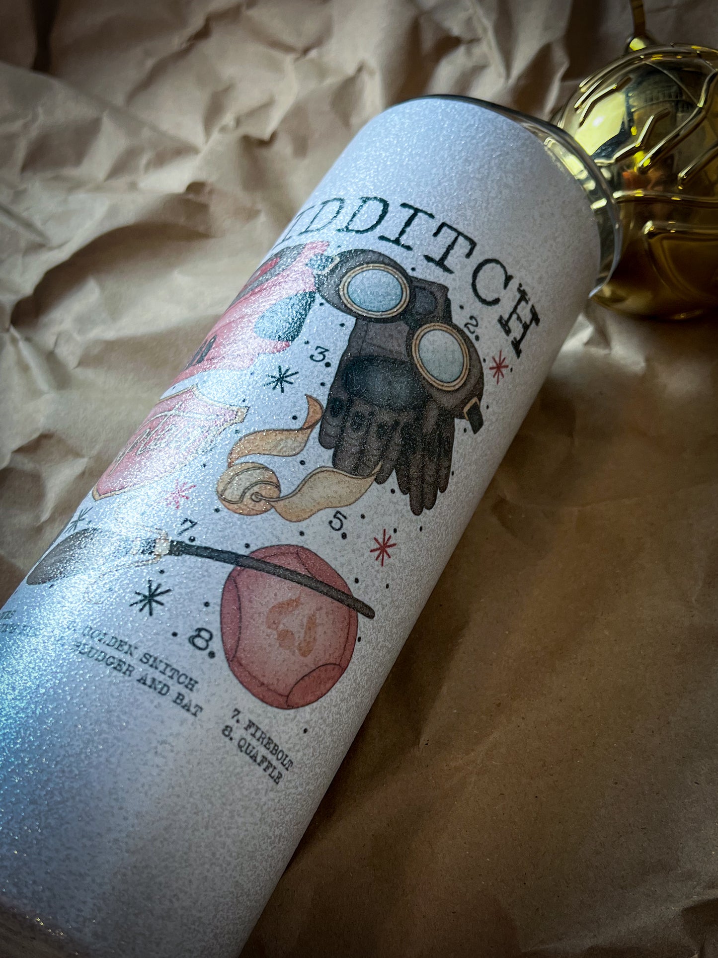 Gryff. Quidditch Glitter 20oz Tumbler