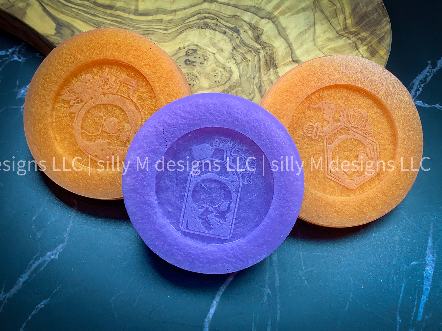 Skull Potion Badge Reel Mold