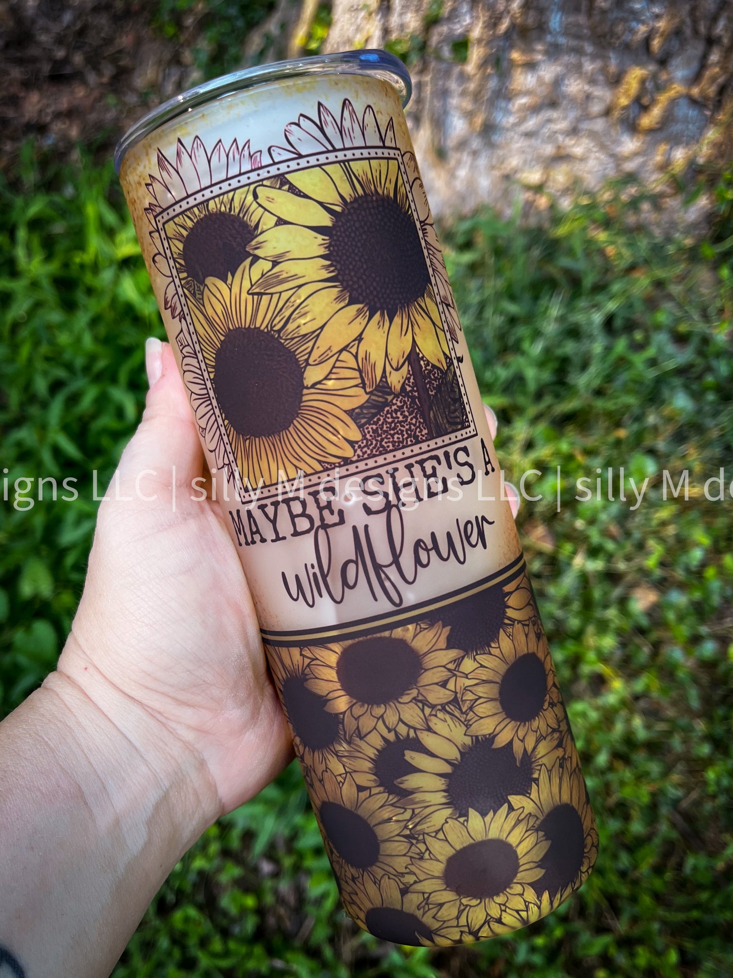 Wildflower Frosted Glass Tumbler | 25 ounces